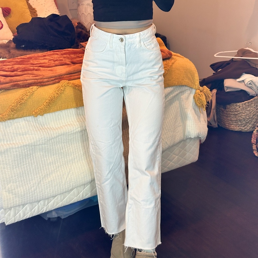 White Zara straight leg Jeans